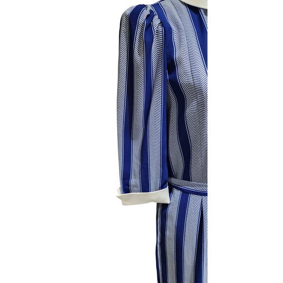 Vintage Dress - Picture 3 of 9